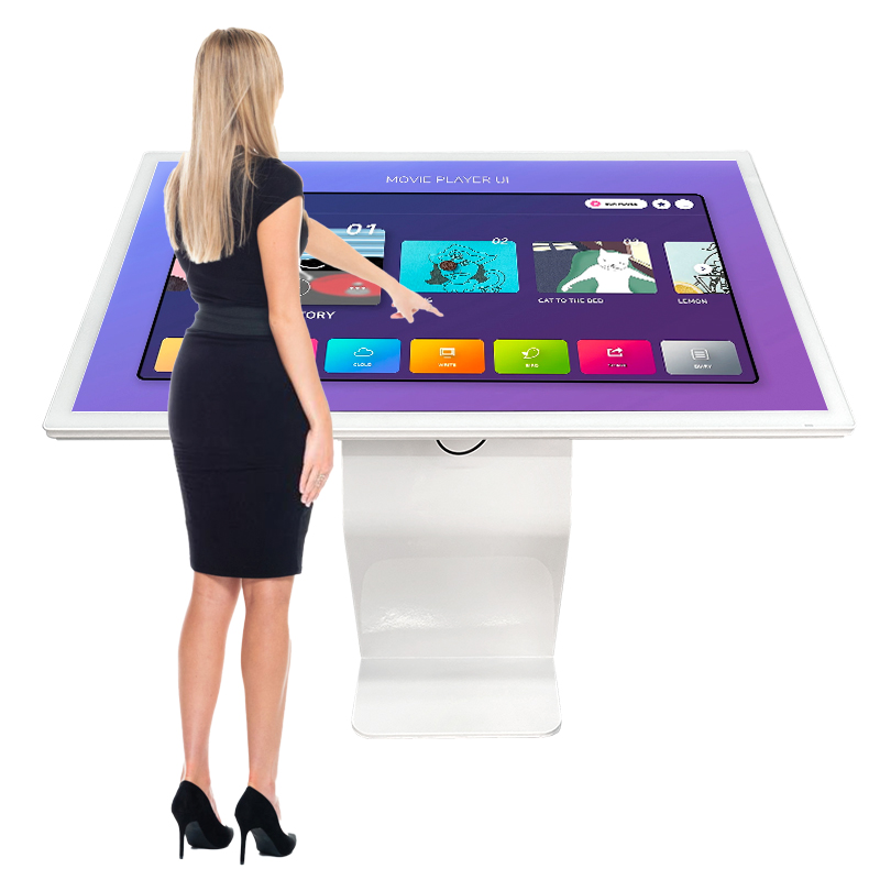 32/43/49/55 tum Kapacitiv Touch All One PC Android Digital Signage K-formad golvst&aring;ende interaktiv informationskiosk